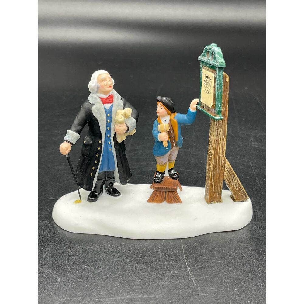 Dept 56 Hear all Ye Citizens Holiday Figurine 56.57108 Department 56 No Box